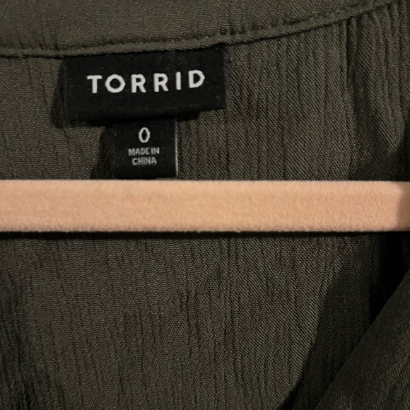 Torrid Harper Georgette Pullover 3/4 Sleeve Blouse Top Womens Size 0 - Picture 2 of 6